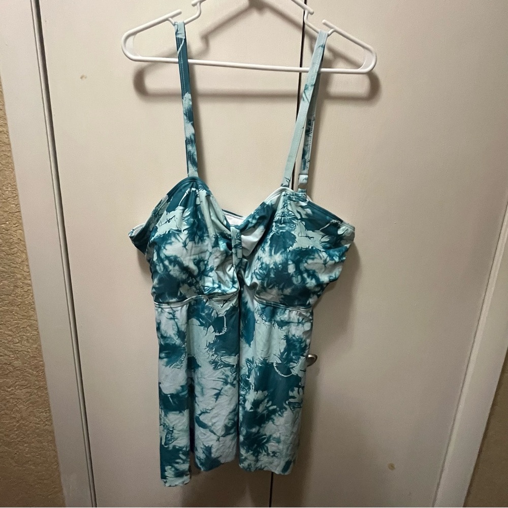 Teal Tie-Dye Women's Swim Tankini Top